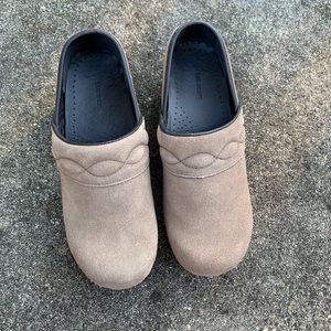 Lands’ End Tan Suede Clogs